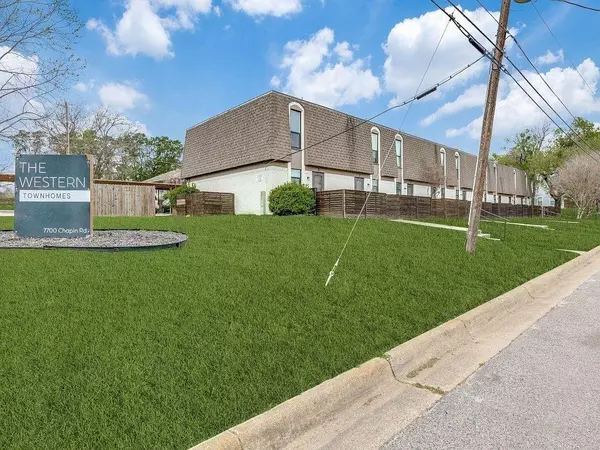 7700 Chapin Road #2, Fort Worth, TX 76116