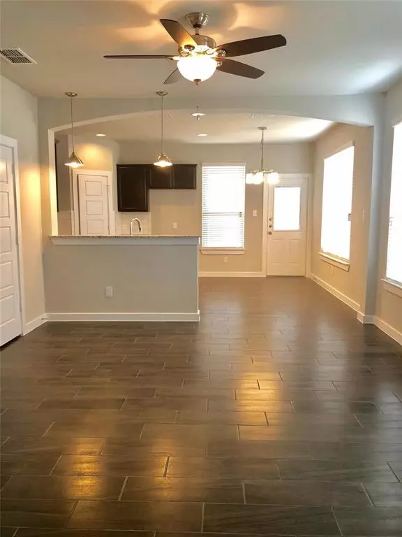 Midlothian, TX 76065,1003 W Sierra Vista Court #2