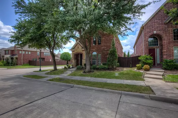 Carrollton, TX 75010,4321 Peregrine Way