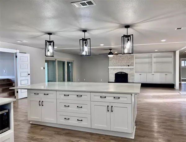 Garland, TX 75043,3604 Chicosa Trail