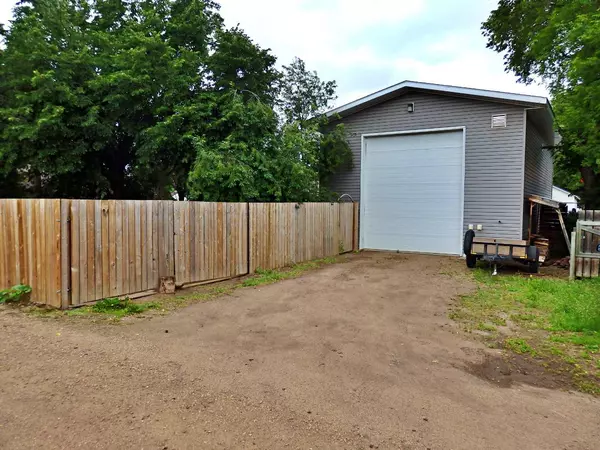 Mannville, AB T0B 2W0,5123 54 ST