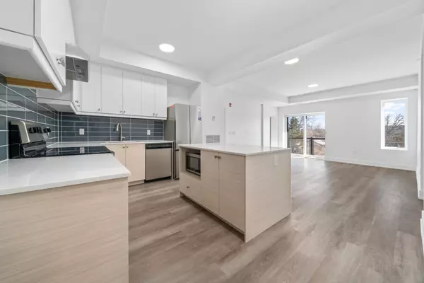 Kawartha Lakes, ON K0M 1N0,19B West ST #206