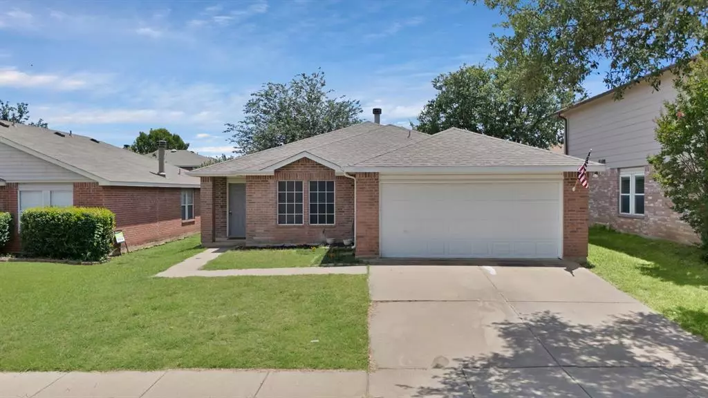 3921 Fox Run Drive, Fort Worth, TX 76123