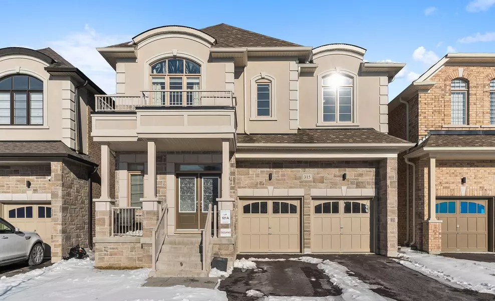 315 Fleetwood DR, Oshawa, ON L1K 3G2