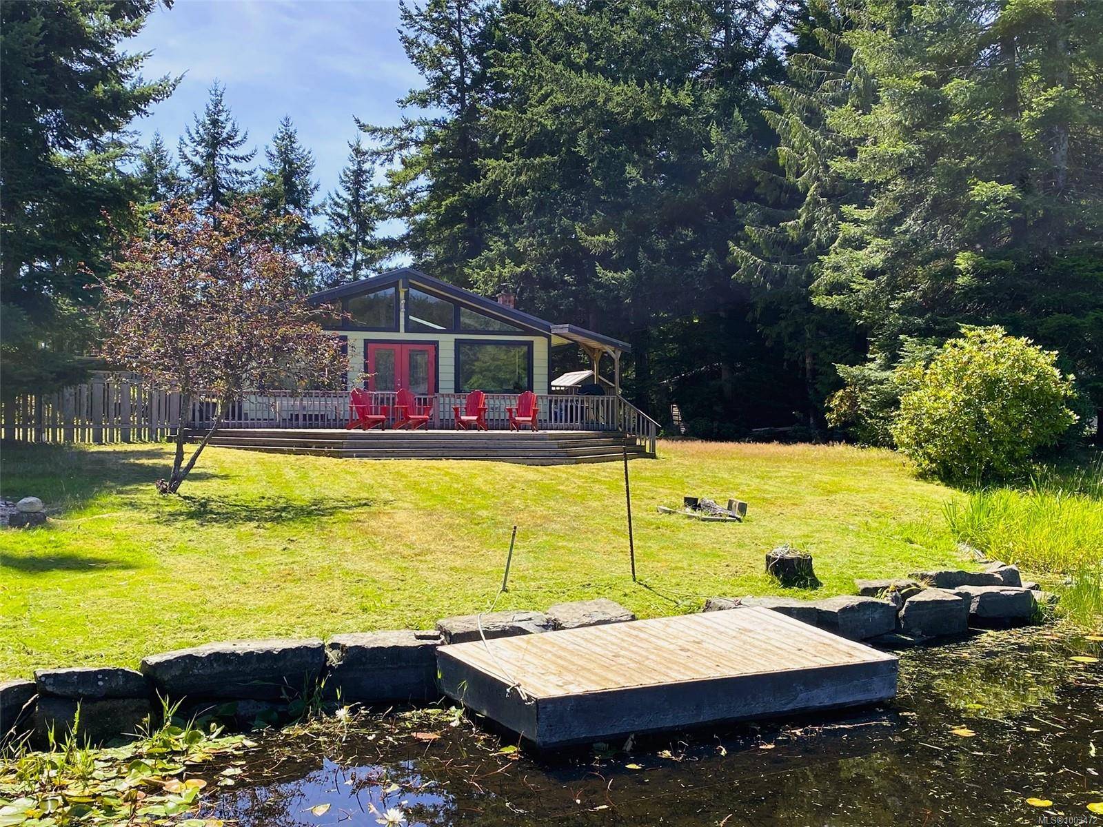 3806 Pirates Rd, Pender Island, BC V0N 2M2