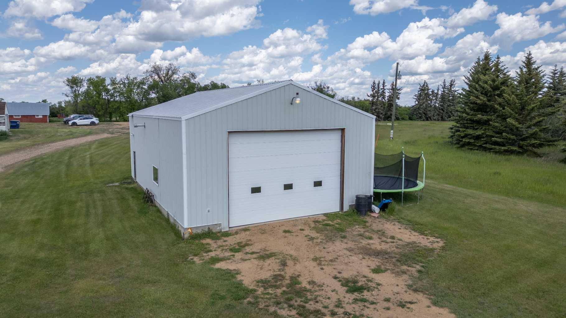Rural Flagstaff County, AB T0B 4C0,42326 RR 125