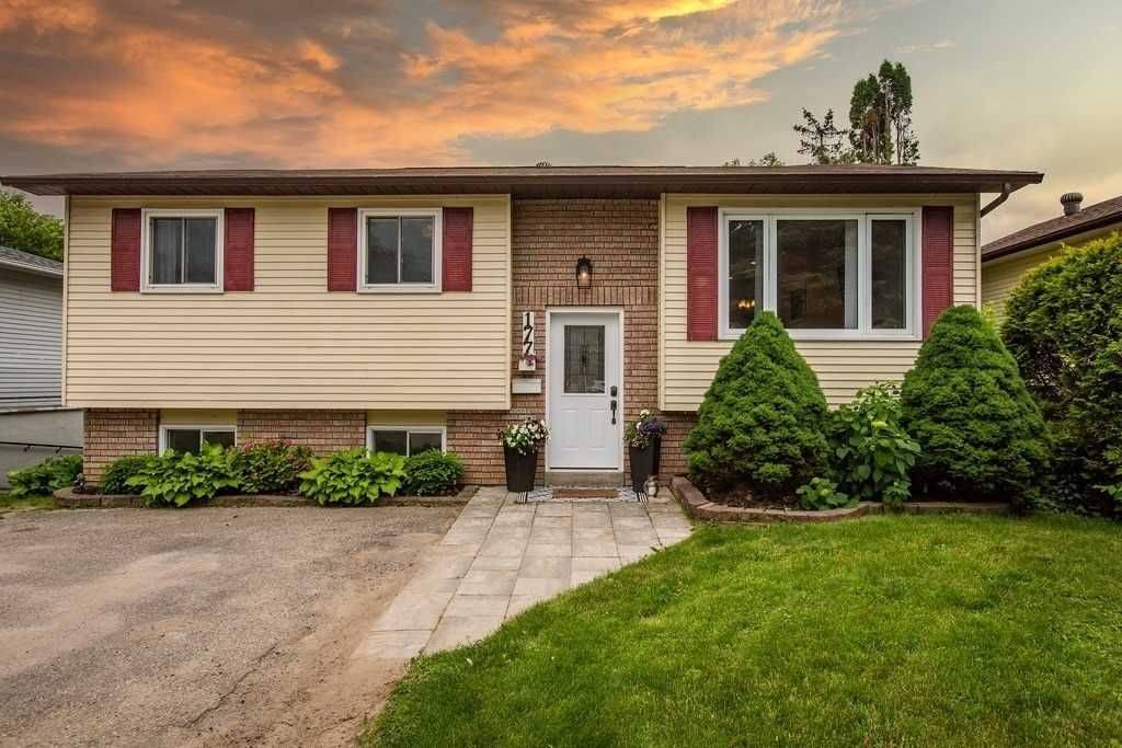 177 Shannon ST, Orillia, ON L3V 7B6