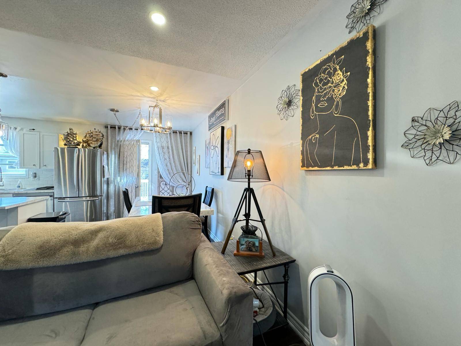 Orillia, ON L3V 7B6,177 Shannon ST