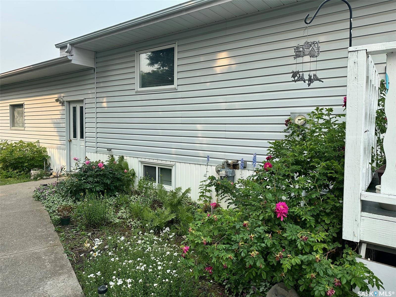 Hudson Bay, SK S0E 0Y0,202 Hamjea STREET