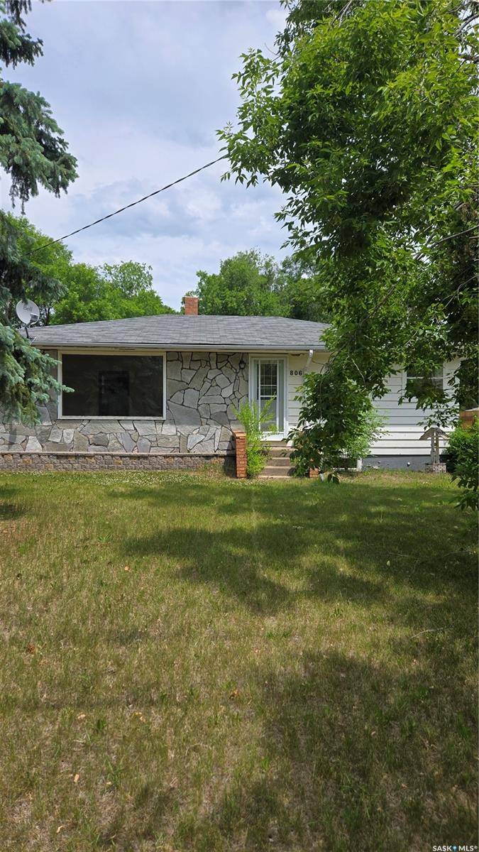 806 Prospect AVENUE, Oxbow, SK S0C 2B0