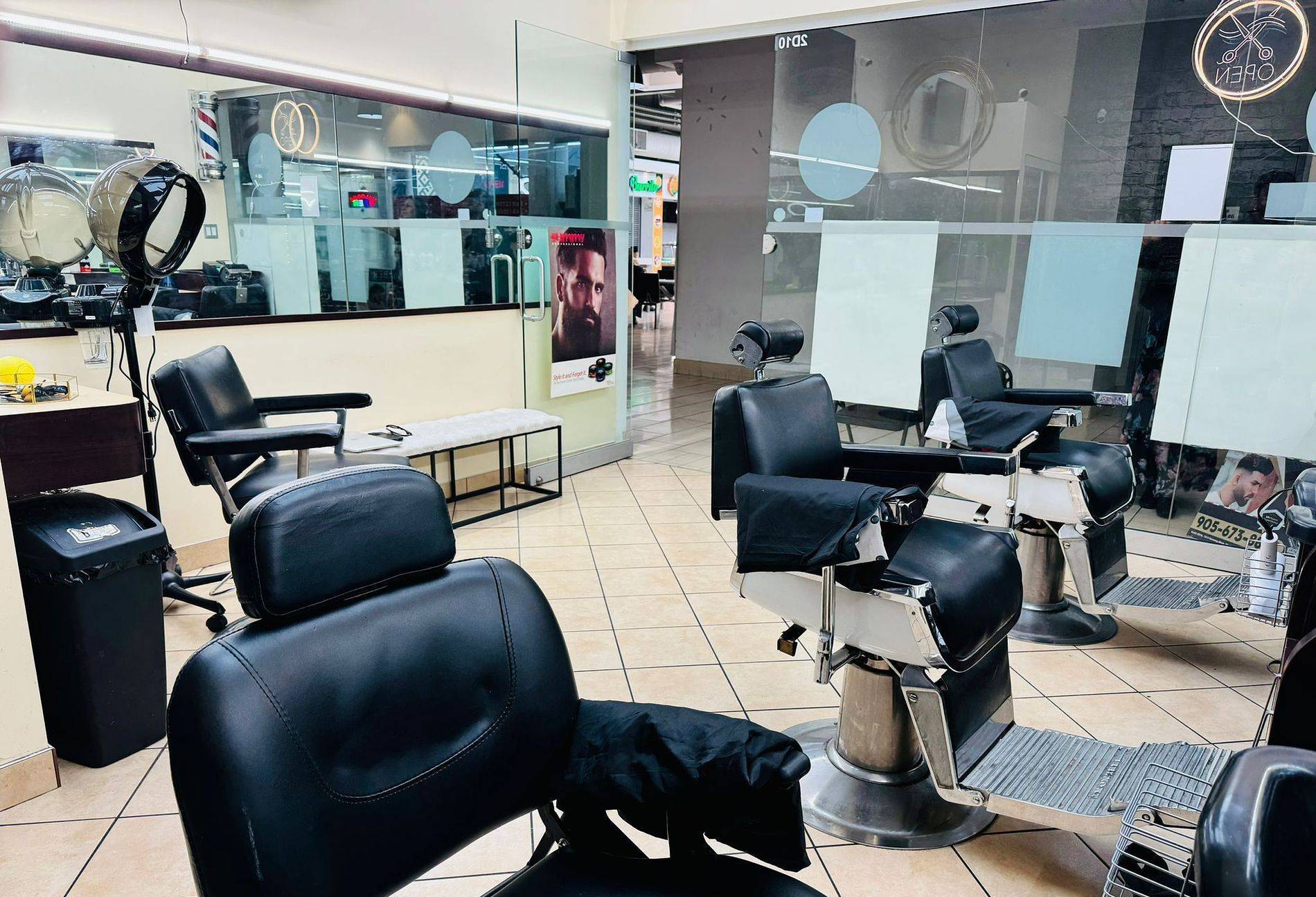 Mississauga, ON L4T 2T9,7215 Goreway DR #2d-10