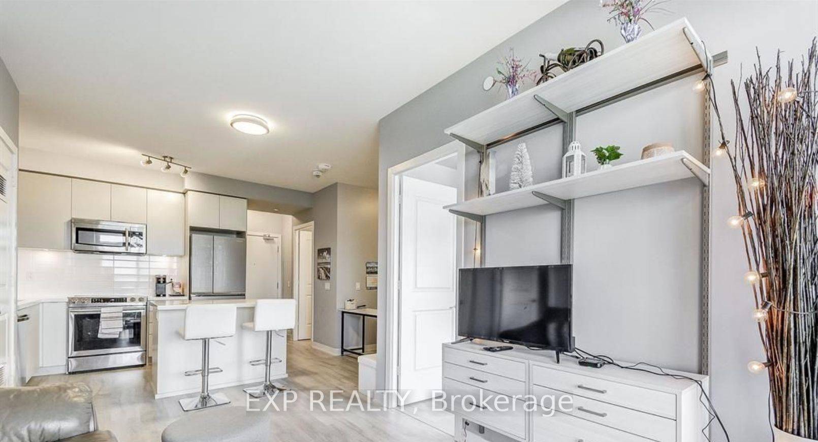 Mississauga, ON L5M 2E5,4699 Glen Erin DR #1510
