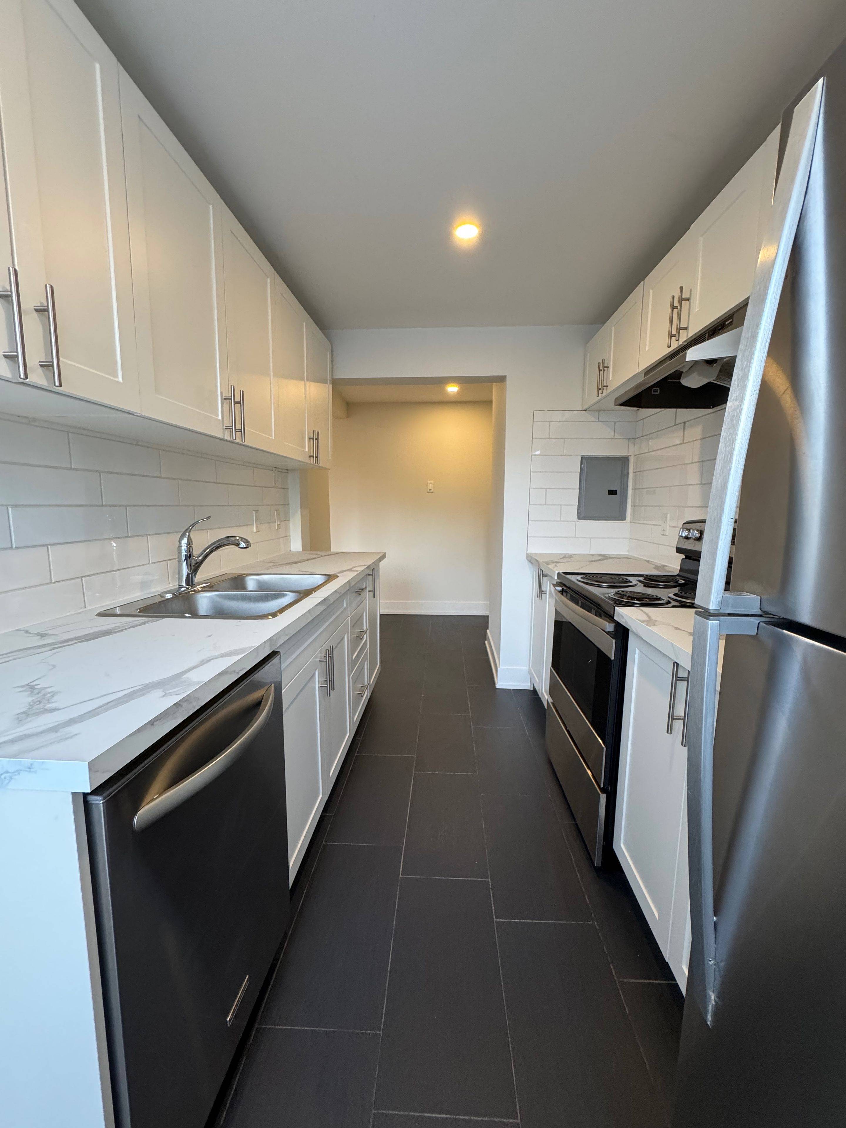 75 High ST #210, London South, ON N6C 4J8