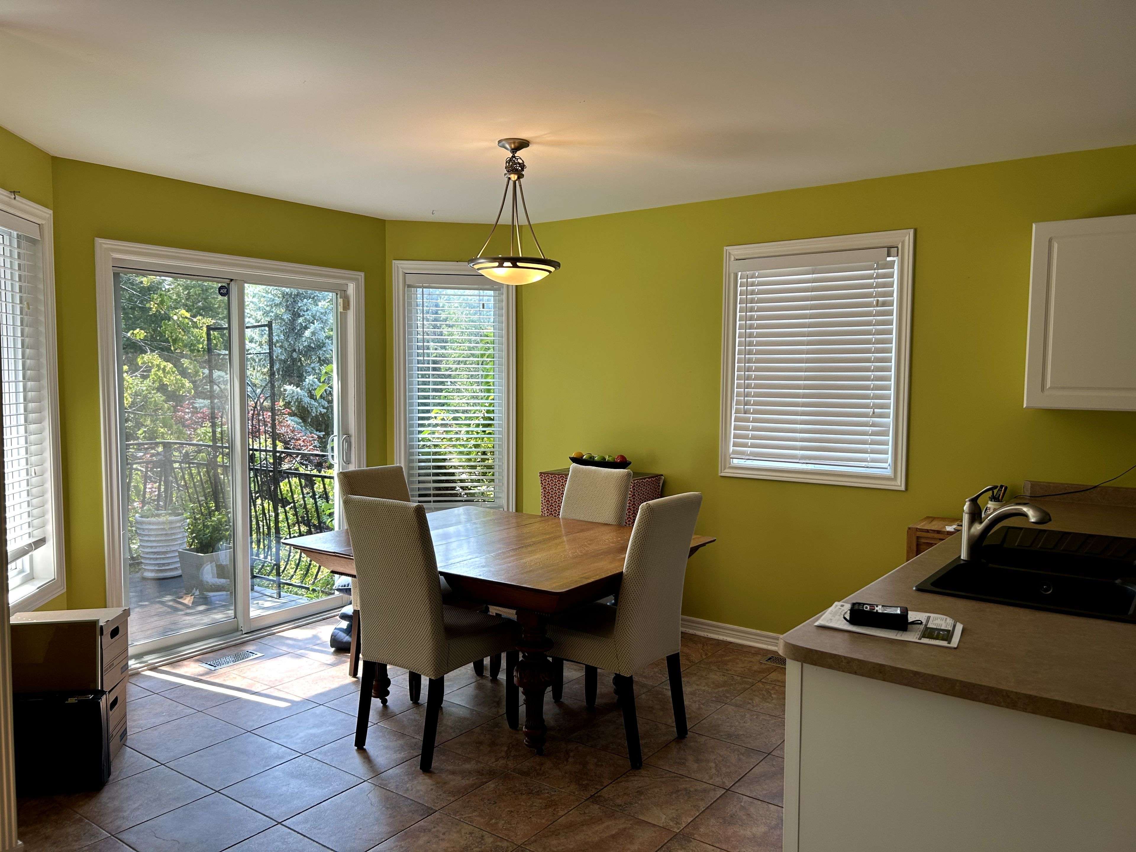 Cobourg, ON K9A 5S3,273 Parkview Hills DR