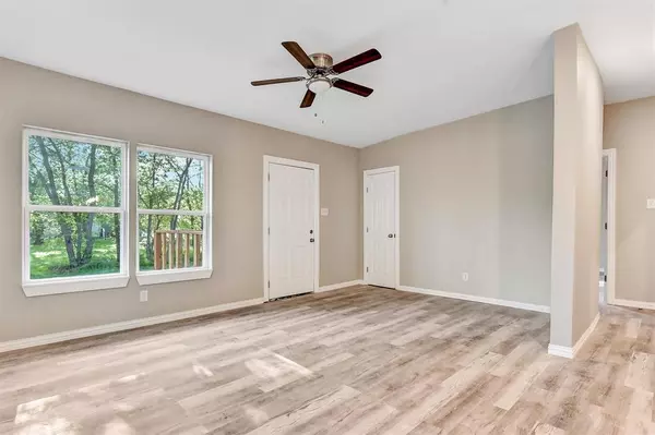 Bonham, TX 75418,702 S 4th Street