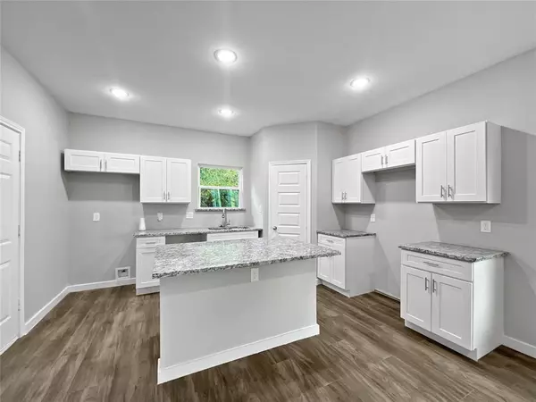 Dallas, TX 75215,3943 Coolidge Street