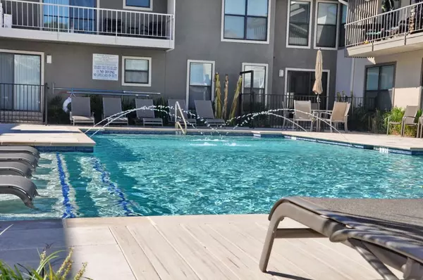 Dallas, TX 75206,5909 Birchbrook Drive #118
