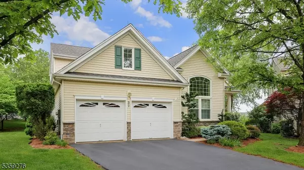37 Hancock Pl, Franklin Twp., NJ 08873