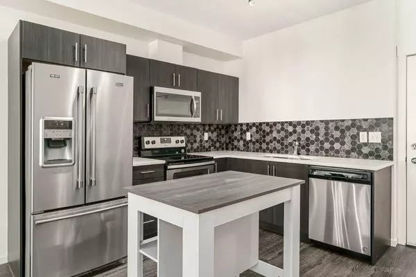 Calgary, AB T2X 3Z5,215 Legacy BLVD Southeast #2321