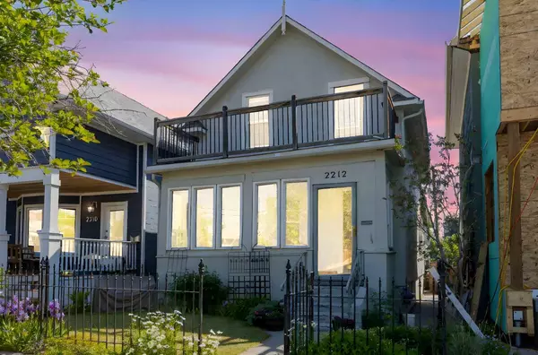 Calgary, AB T2G 3A2,2212 8 ST SE