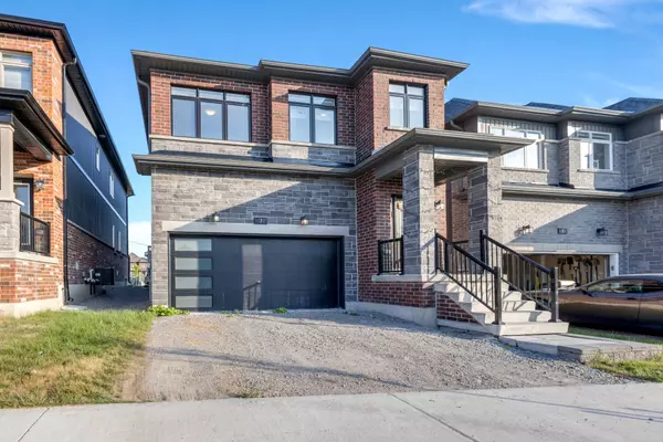 7 Barnyard TRL, Barrie, ON L9J 0Y1