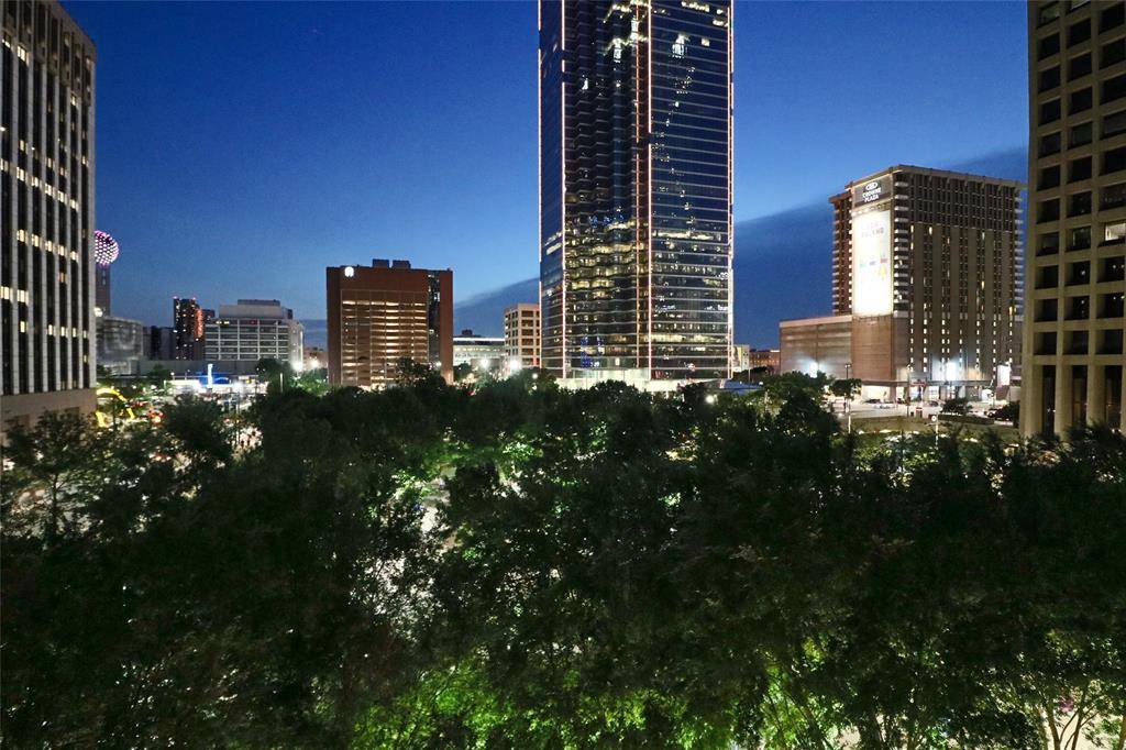 Dallas, TX 75202,1200 Main Street #303