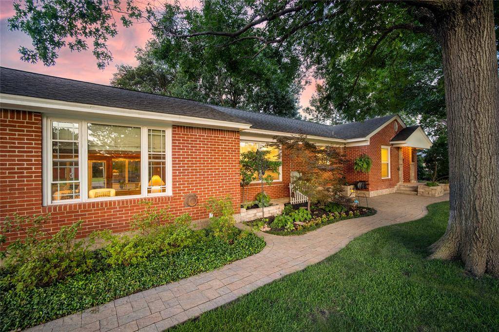 Dallas, TX 75218,9914 El Patio Drive