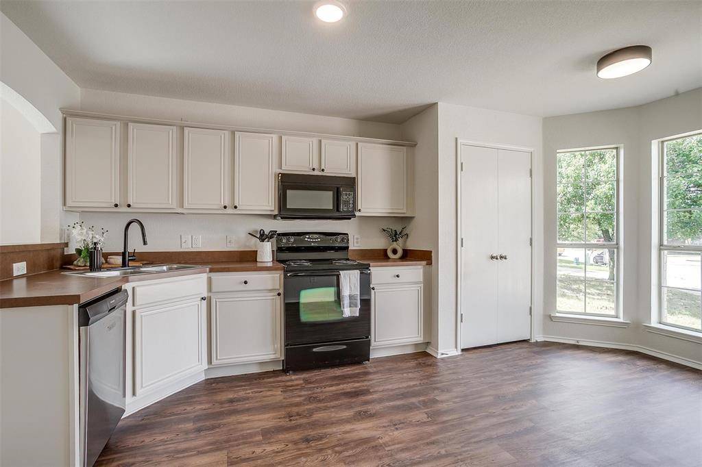 Rhome, TX 76078,113 Kings Way Drive