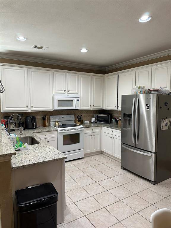 Frisco, TX 75034,8739 Holly Street