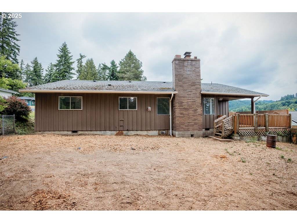 Kelso, WA 98626,307 N 19TH AVE