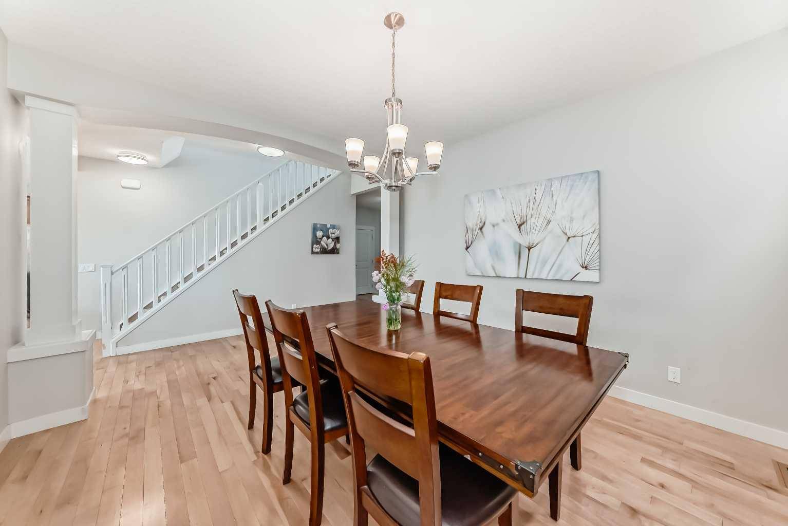 Cochrane, AB T4C 0P9,18 Ridge View PL