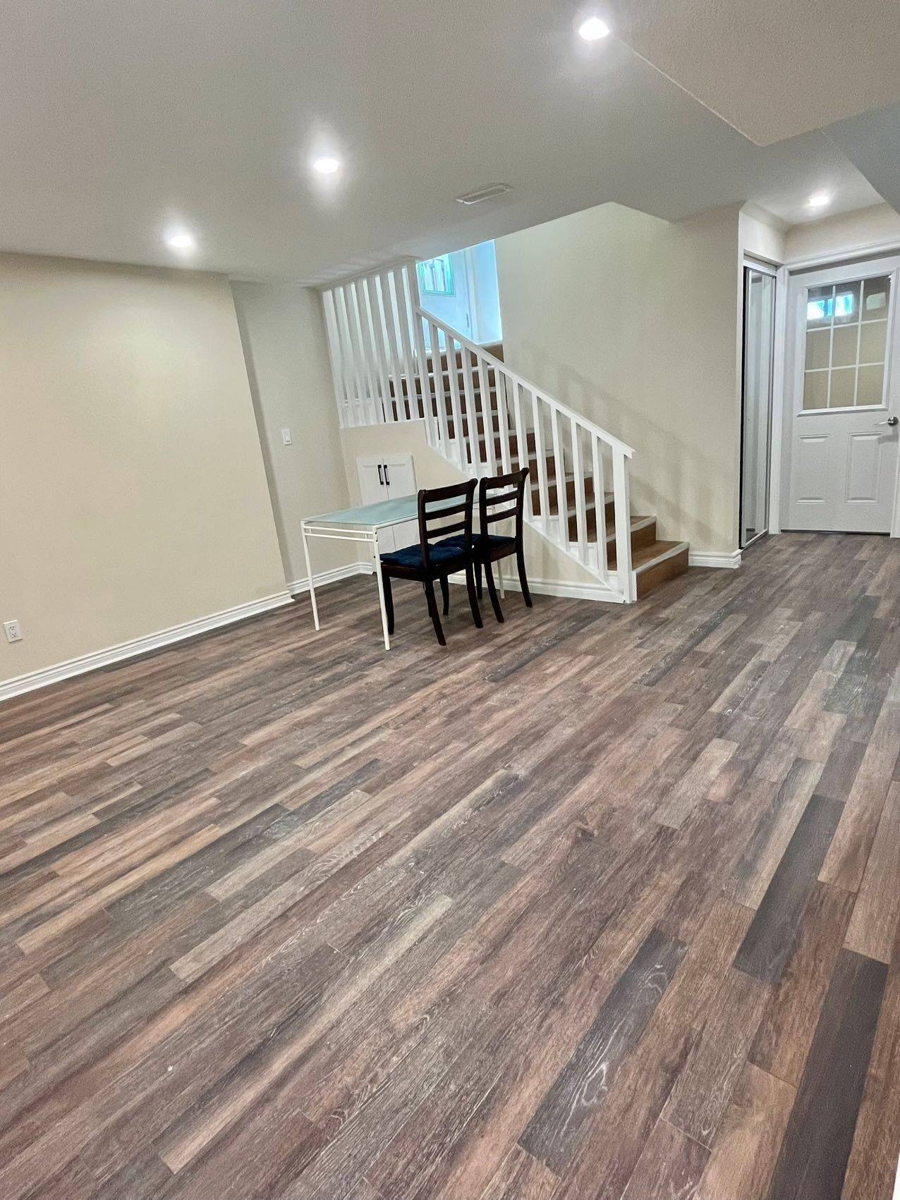 18 Walnut Grove CRES #Bsmt, Richmond Hill, ON L4S 1Y9