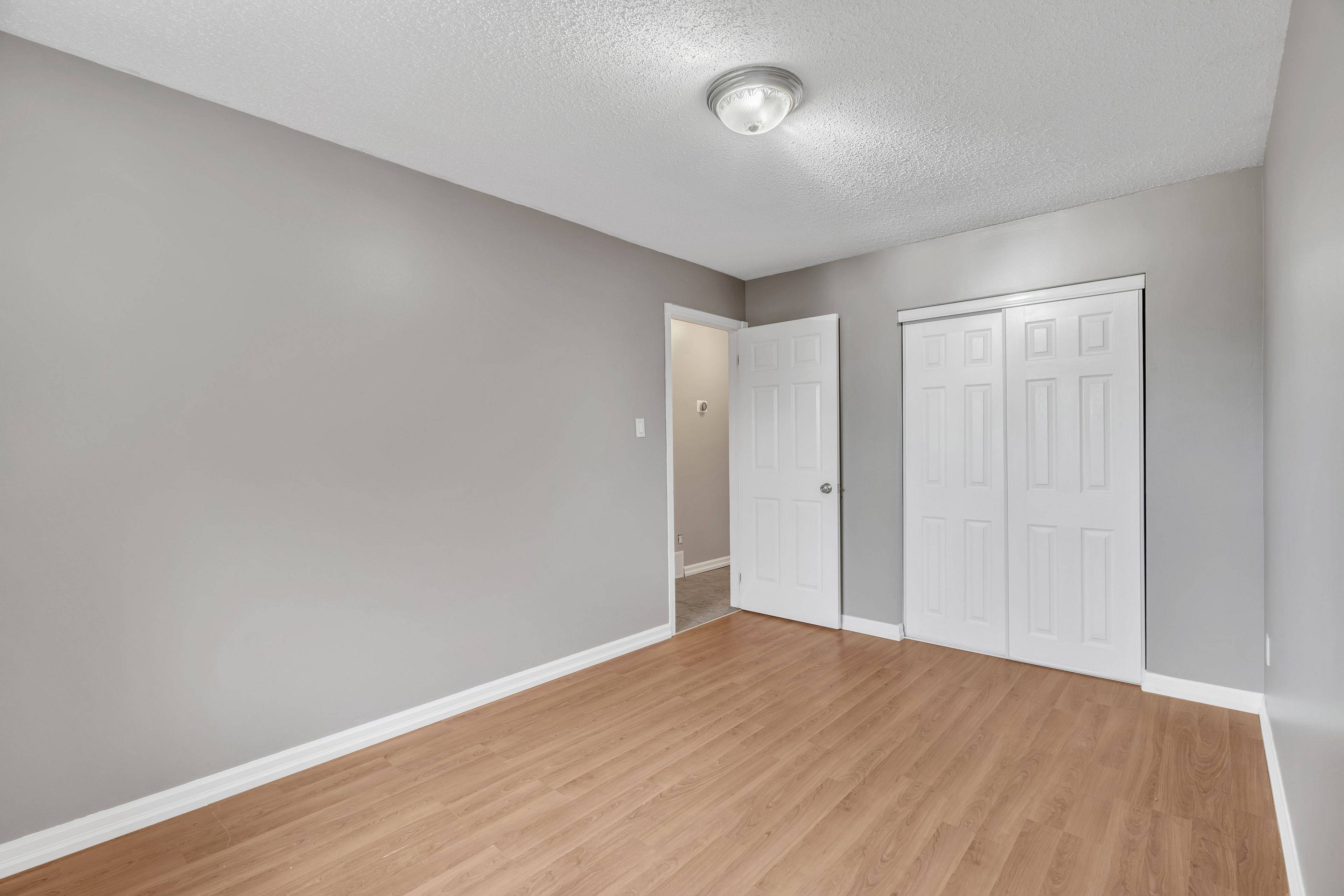 Vanier And Kingsview Park, ON K1L 7E9,244 Bradley AVE #A