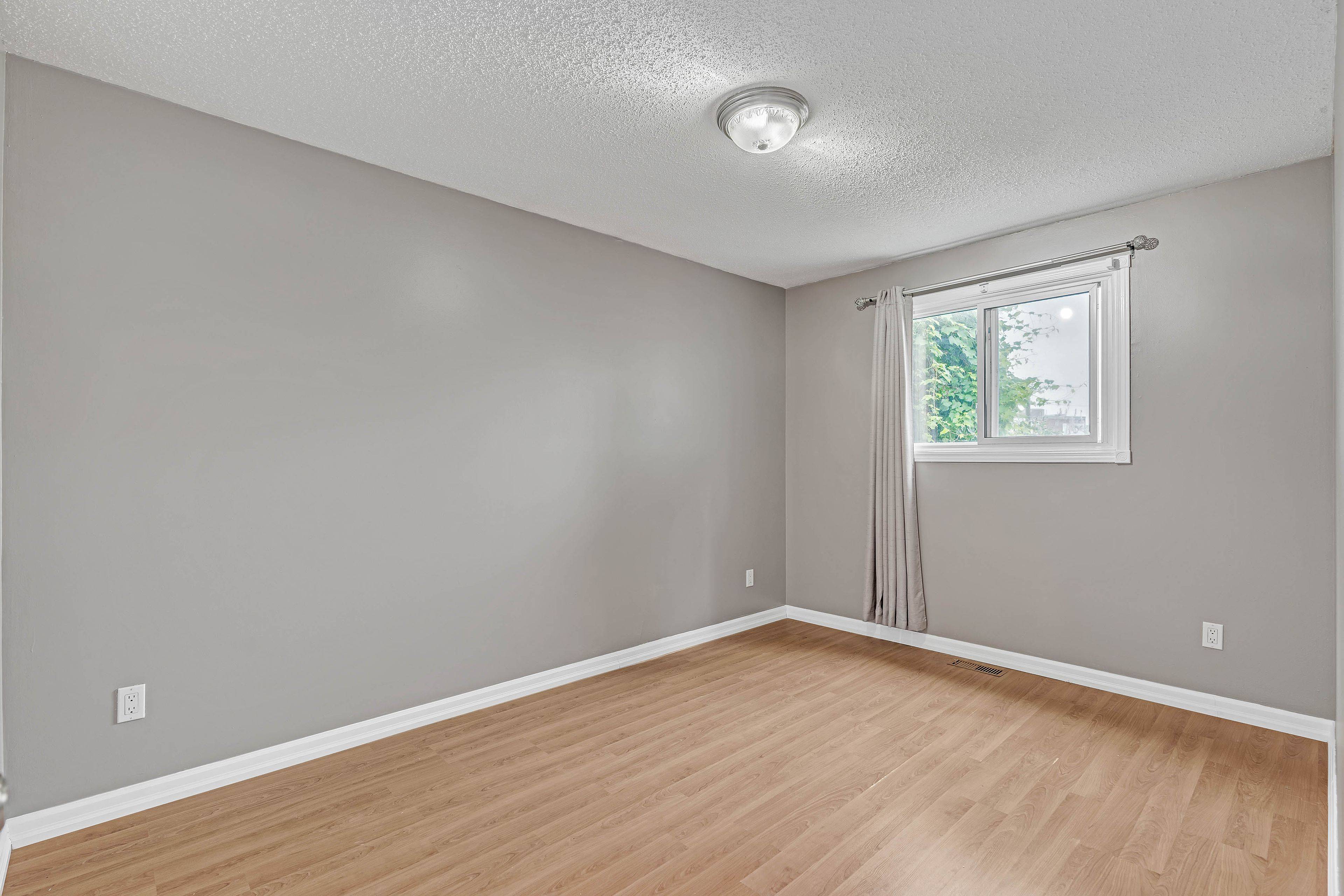 Vanier And Kingsview Park, ON K1L 7E9,244 Bradley AVE #A