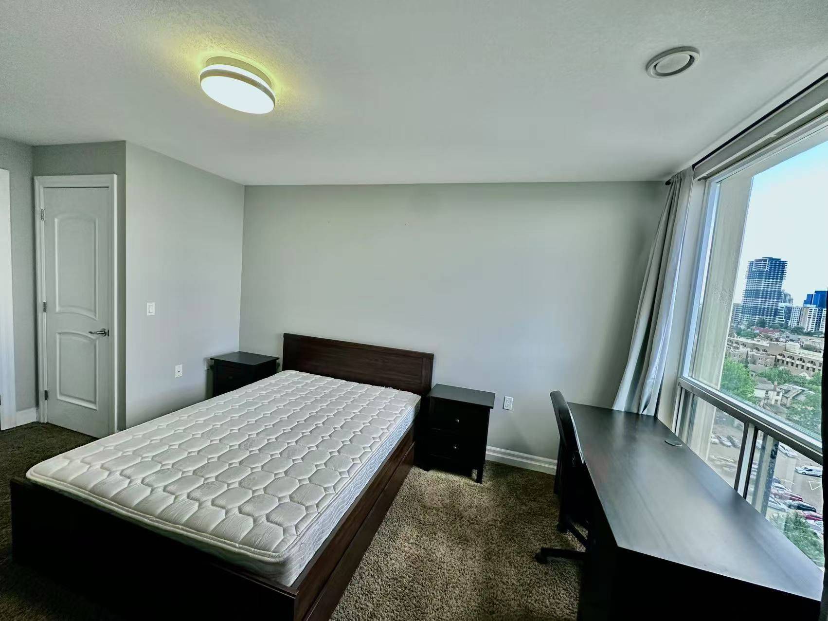 London East, ON N6A 6K3,250 PALL MALL ST #1305