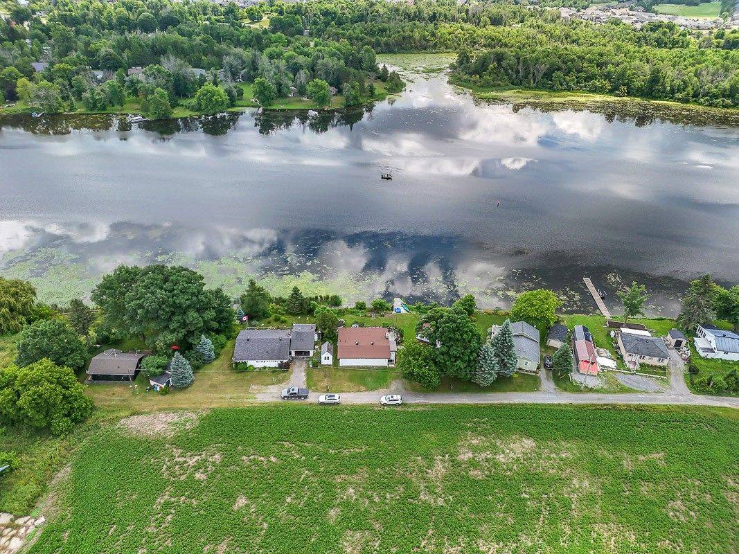Manotick - Kars - Rideau Twp And Area, ON K0G 1J0,2986 Beaman LN