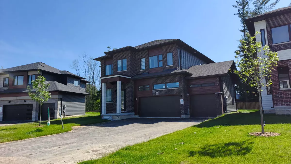 Severn, ON L3V 8R1,3185 Searidge ST