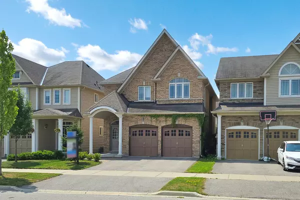 11 Bud Leggett CRES, Georgina, ON L4P 0B7