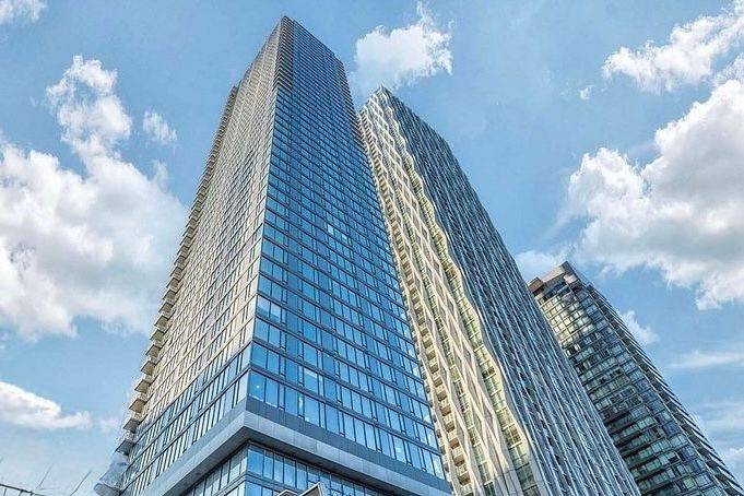 8 Cumberland ST #2406, Toronto C02, ON M4W 0B6