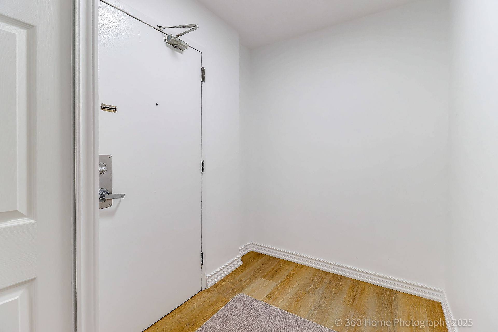 Toronto E03, ON M4C 5L5,3 Massey SQ #803