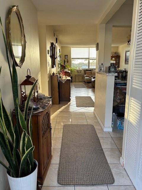 6890 ROYAL PALM BLVD #208H, Margate, FL 33063