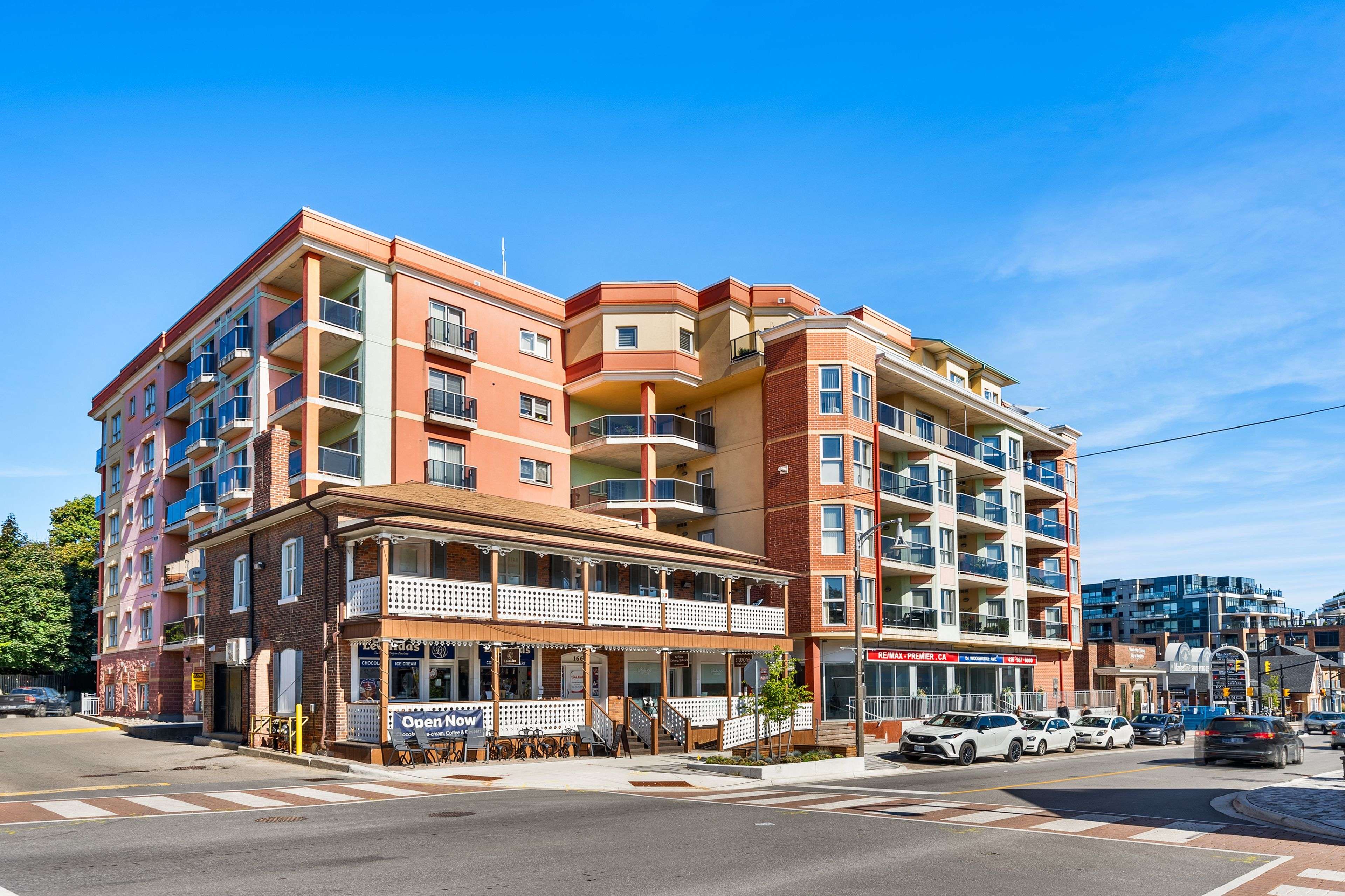 160 Woodbridge AVE #401, Vaughan, ON L4L 0B8