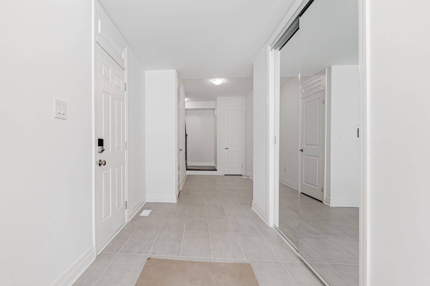 Markham, ON L6C 3M4,19 Avani AVE