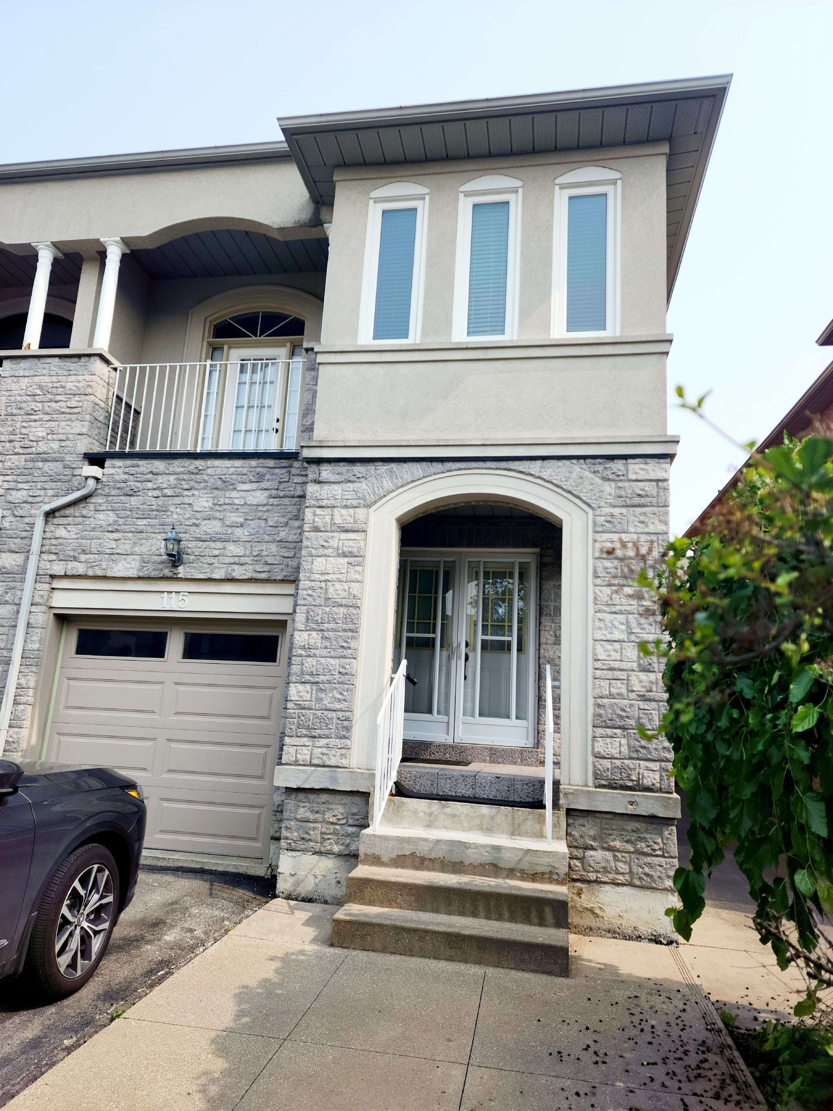 115 Blue Willow DR, Vaughan, ON L4L 9E9