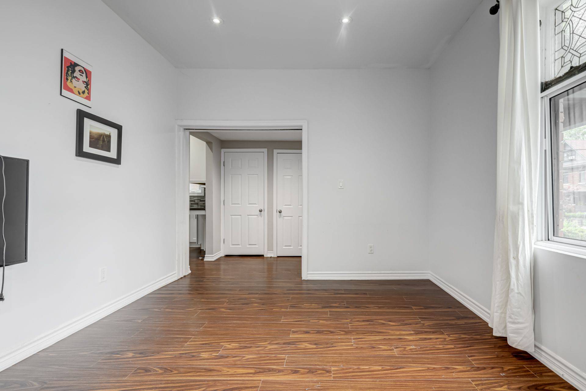 Toronto W01, ON M6K 1K8,11 Laxton AVE #101