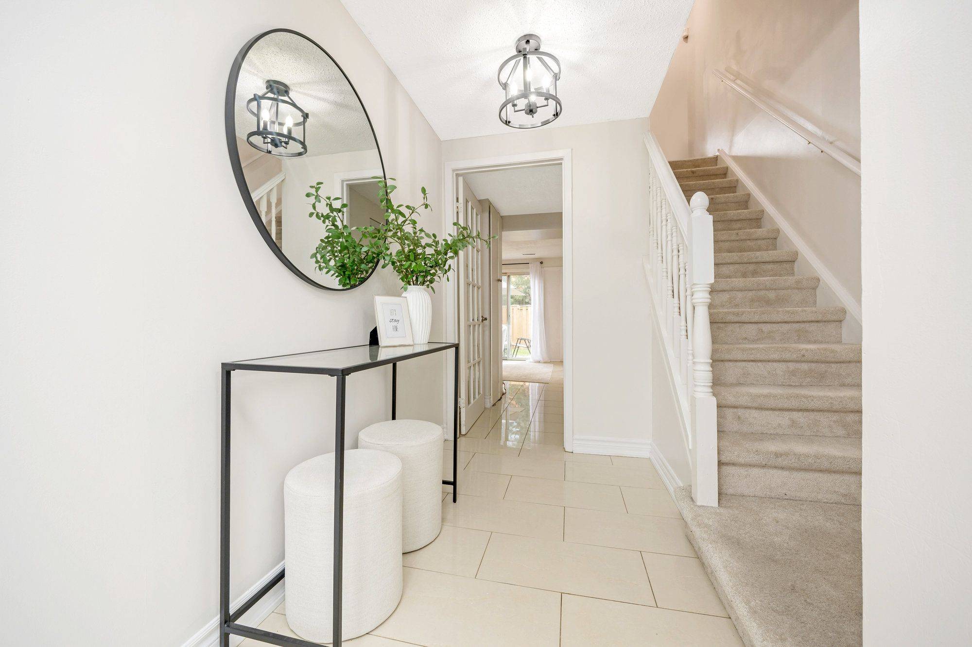 Milton, ON L9T 3M9,318 Laurier AVE #20