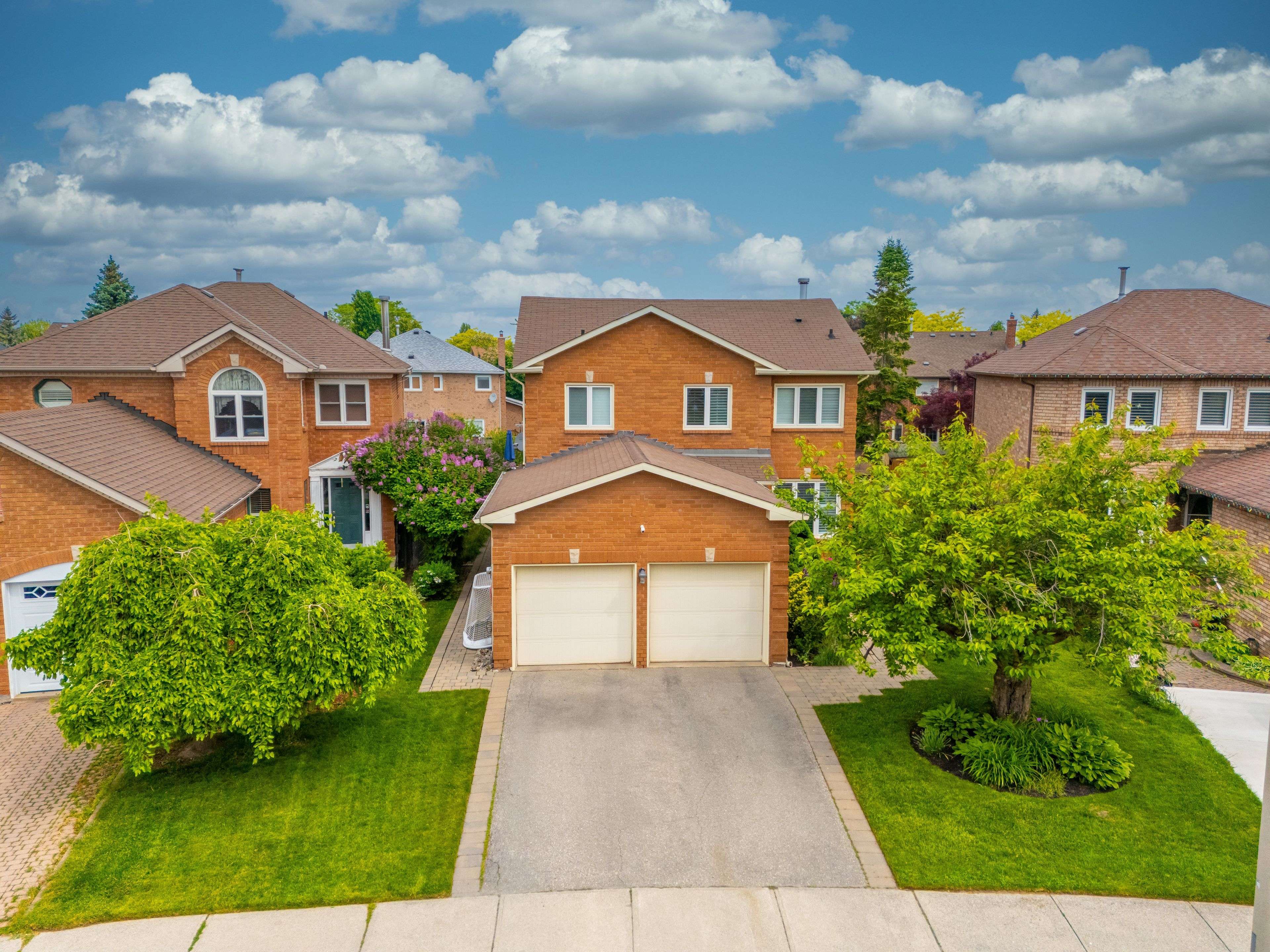 Halton Hills, ON L7G 5K5,51 Roane AVE