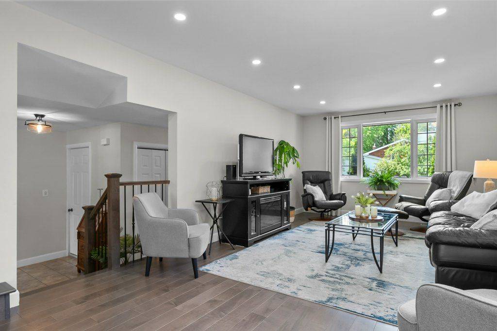 Greater Napanee, ON K7R 3W2,134 Shoreline CRES