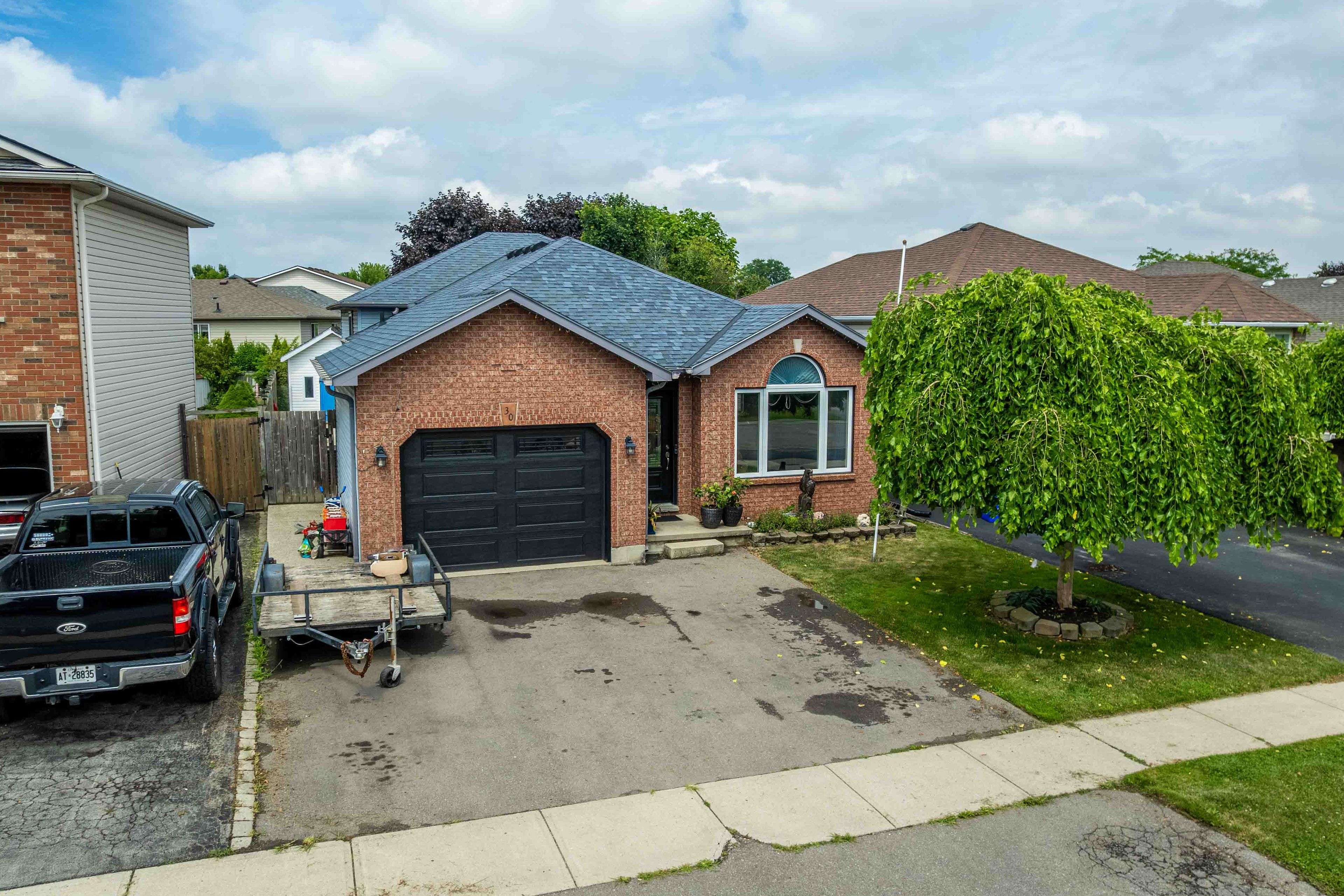 Haldimand, ON N3W 2L7,30 GLENGARY CRES