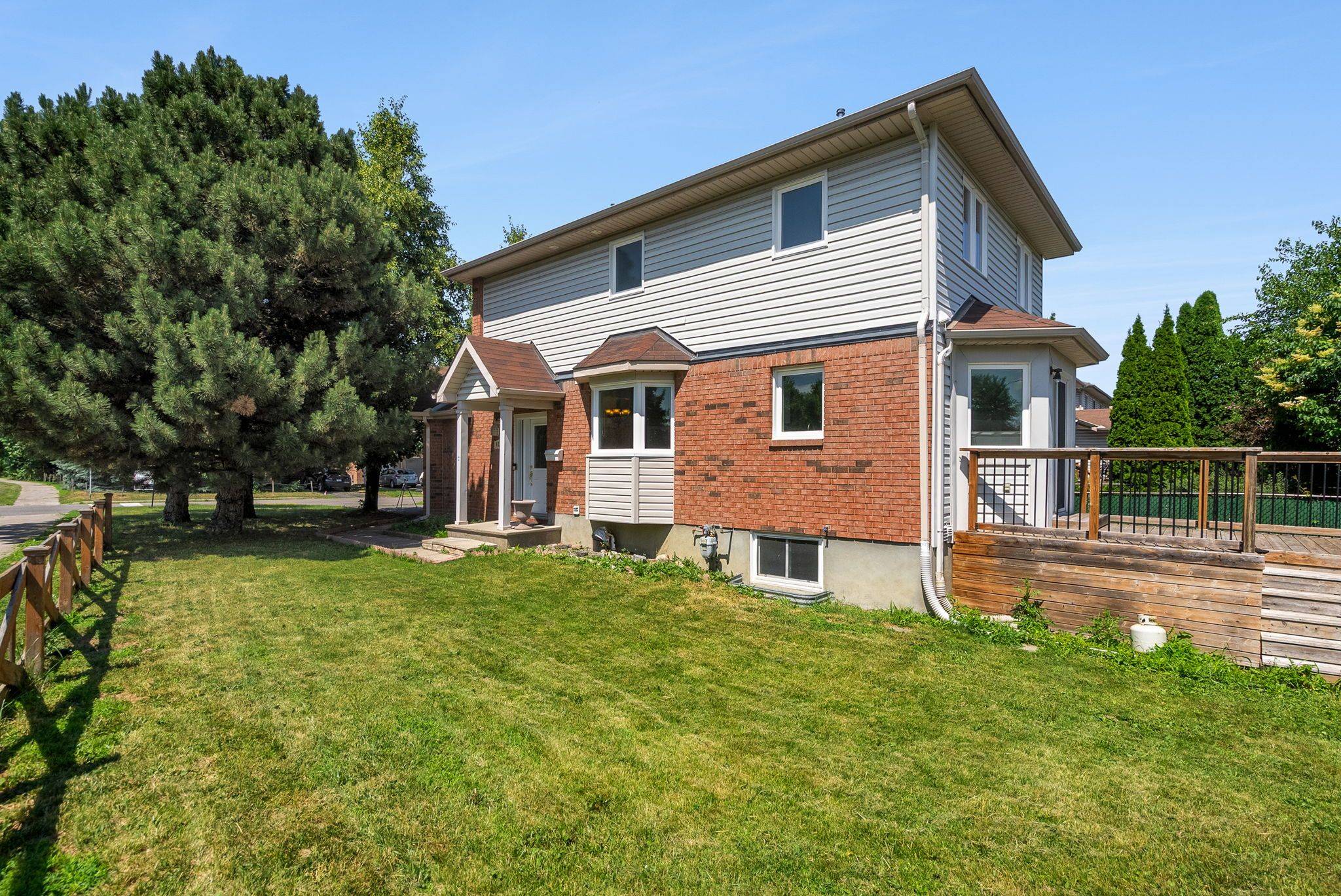 Cyrville - Carson Grove - Pineview, ON K1J 1B8,4294 Sunwood CRES